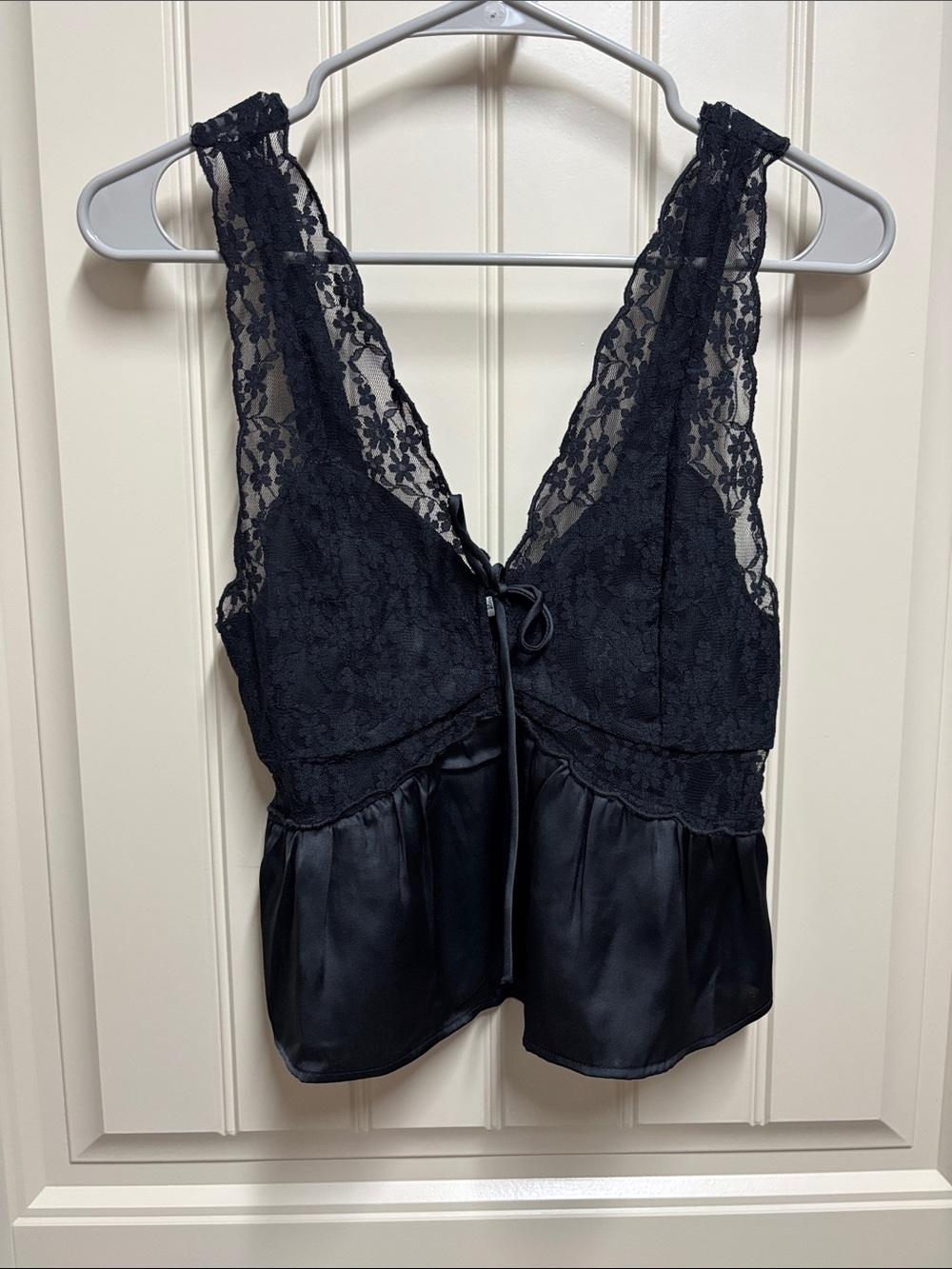 American Eagle Lace & Satin V-Neck Babydoll Chemise - Black